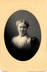 Prof. Abigail Leach